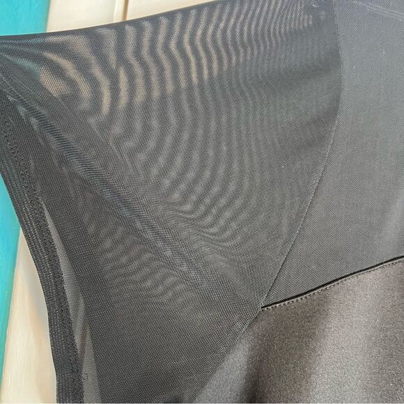 Hot topic plus size Black Collar Dress mesh sleeves - Picture 5 of 10